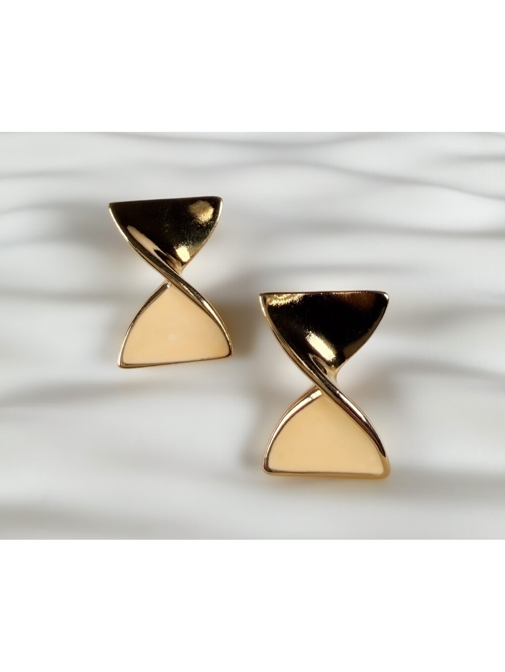 Vintage Avon Bow Twist Earrings Gold Tone Cream Enamel